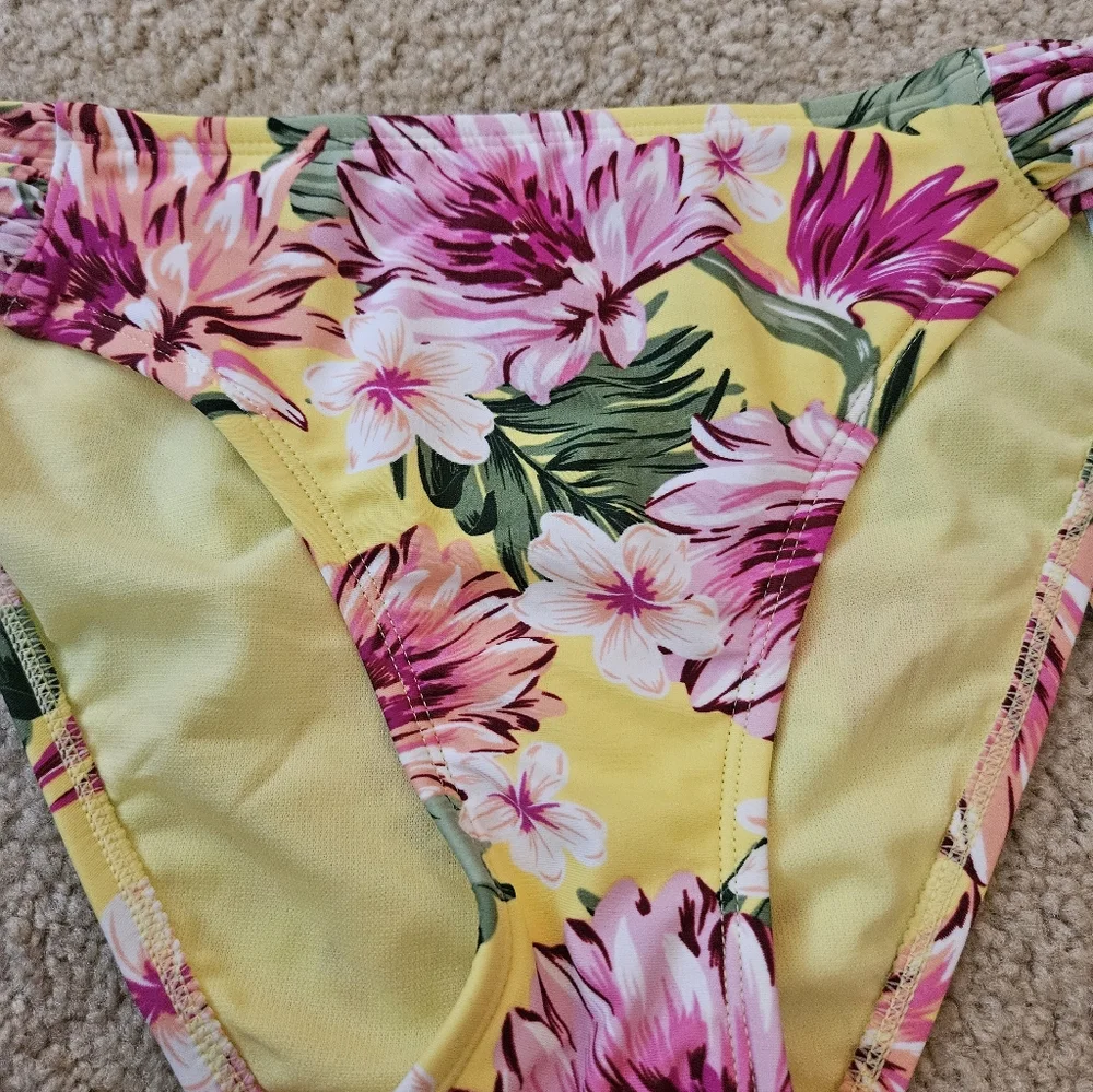 Kona Sol Yellow and Pink Floral Bikini Swimsuit Bottoms Women's Medium M New